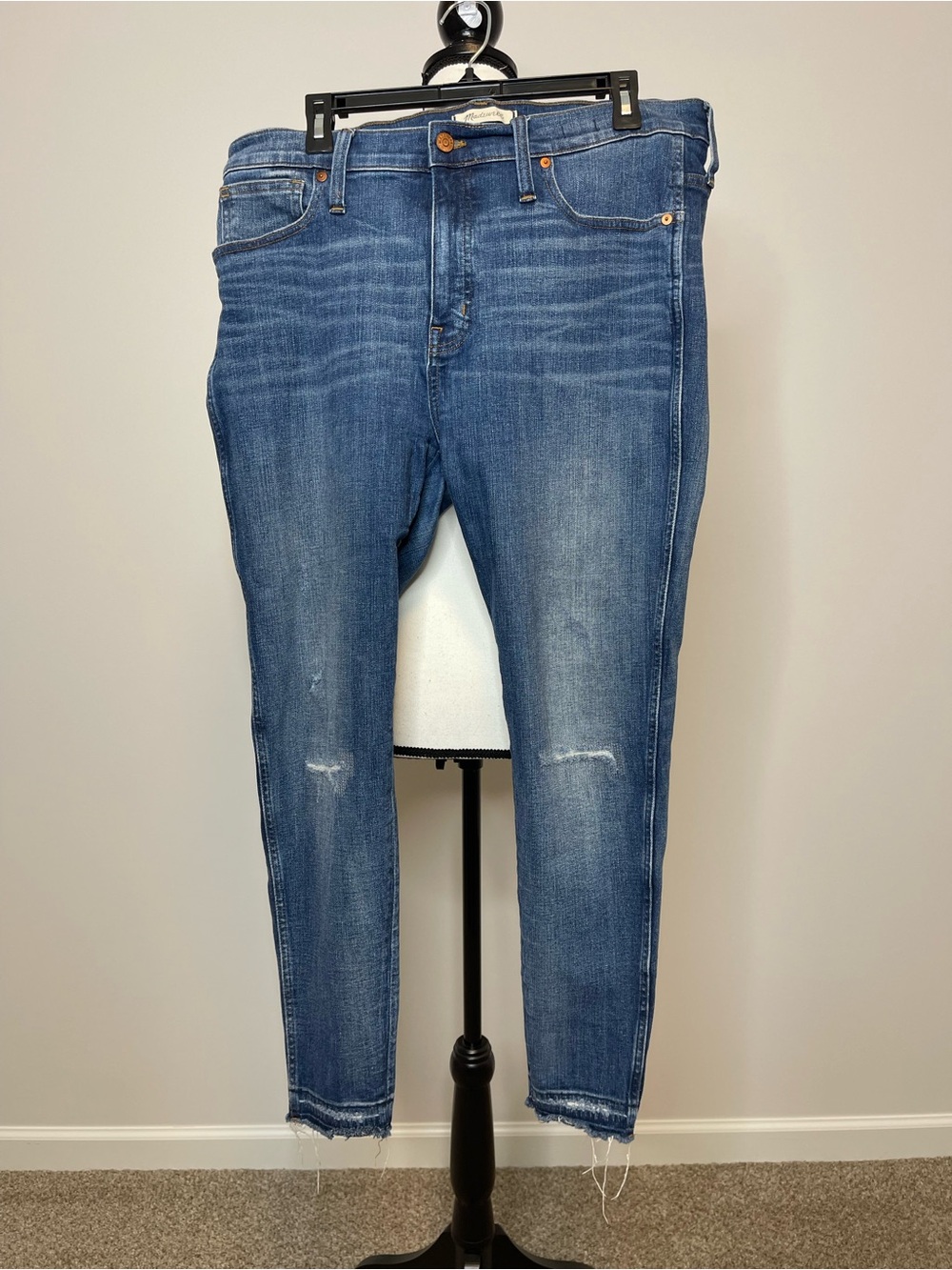 Madewell high rise skinny size 33 raw released hem concert festival casual denim